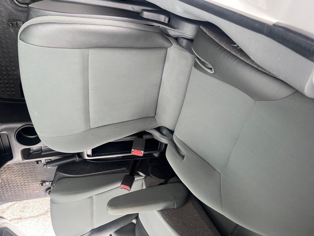 2015 Chevrolet Express Image 32