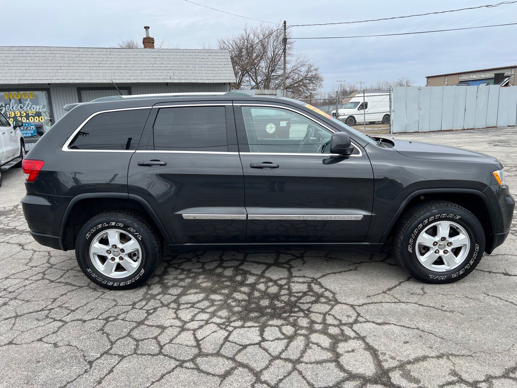 2011 Jeep Grand Cherokee Image 6