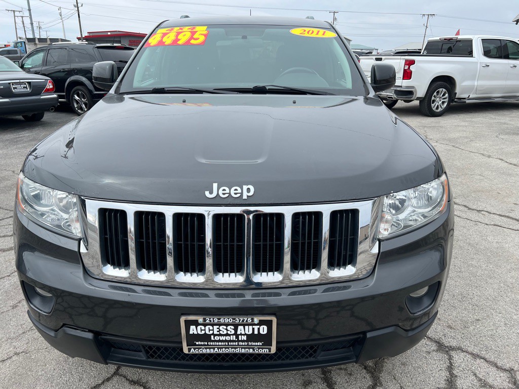 2011 Jeep Grand Cherokee Image 8