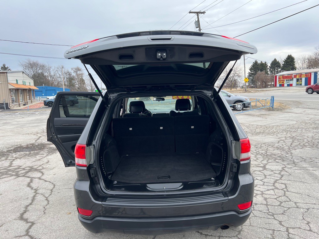 2011 Jeep Grand Cherokee Image 14