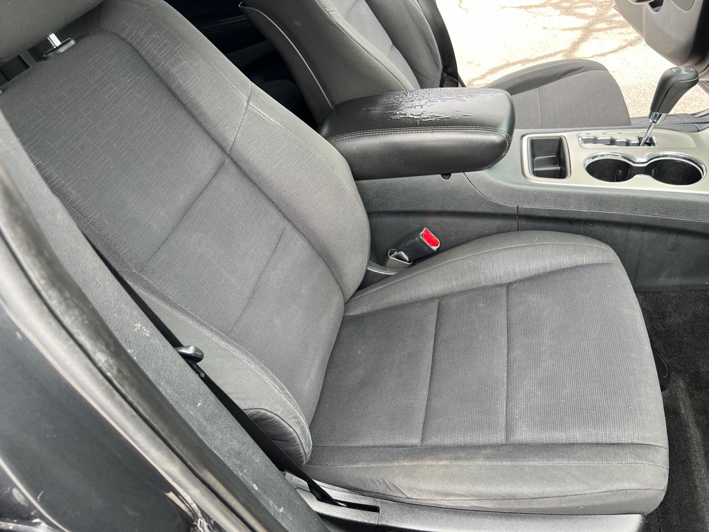 2011 Jeep Grand Cherokee Image 33