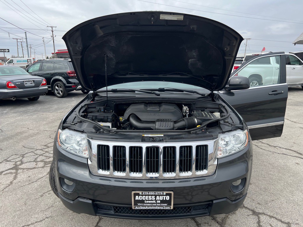 2011 Jeep Grand Cherokee Image 39