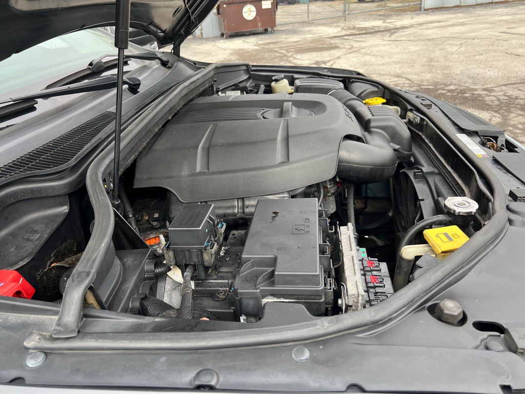 2011 Jeep Grand Cherokee Image 42