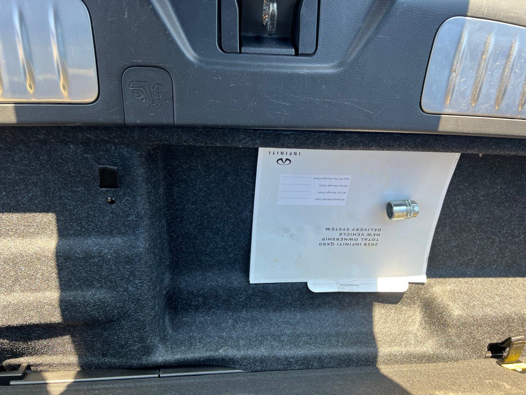 2018 INFINITI QX80 Image 18