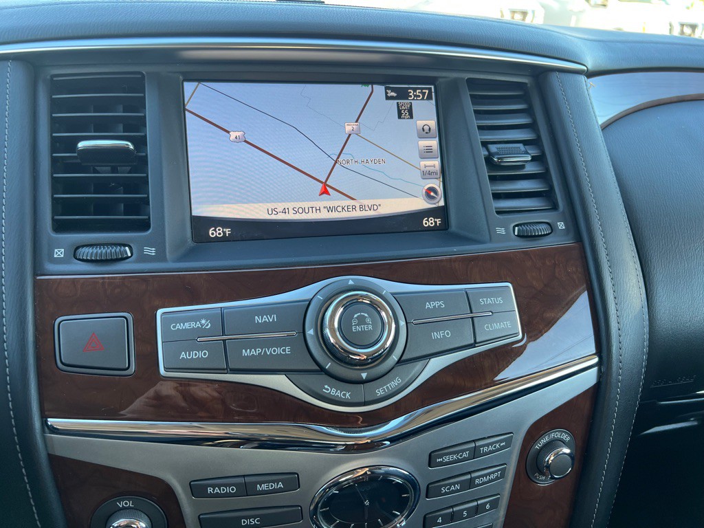 2018 INFINITI QX80 Image 28