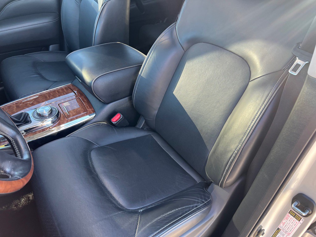 2018 INFINITI QX80 Image 40