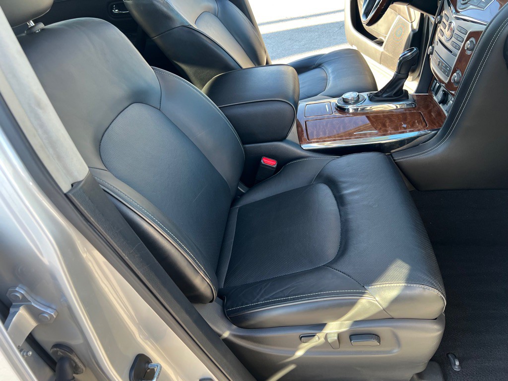 2018 INFINITI QX80 Image 48