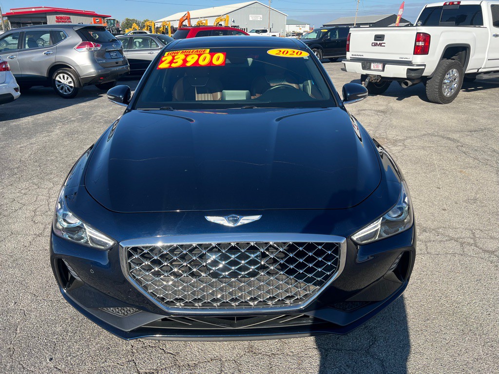 2020 Genesis G70 Image 8