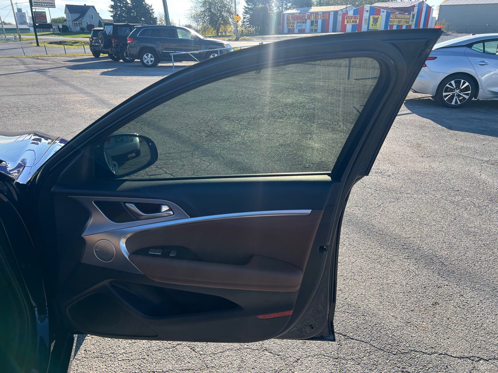 2020 Genesis G70 Image 67