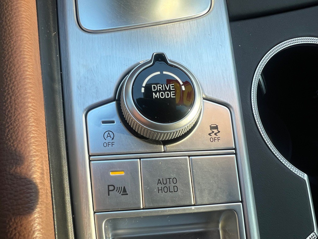 2020 Genesis G70 Image 76