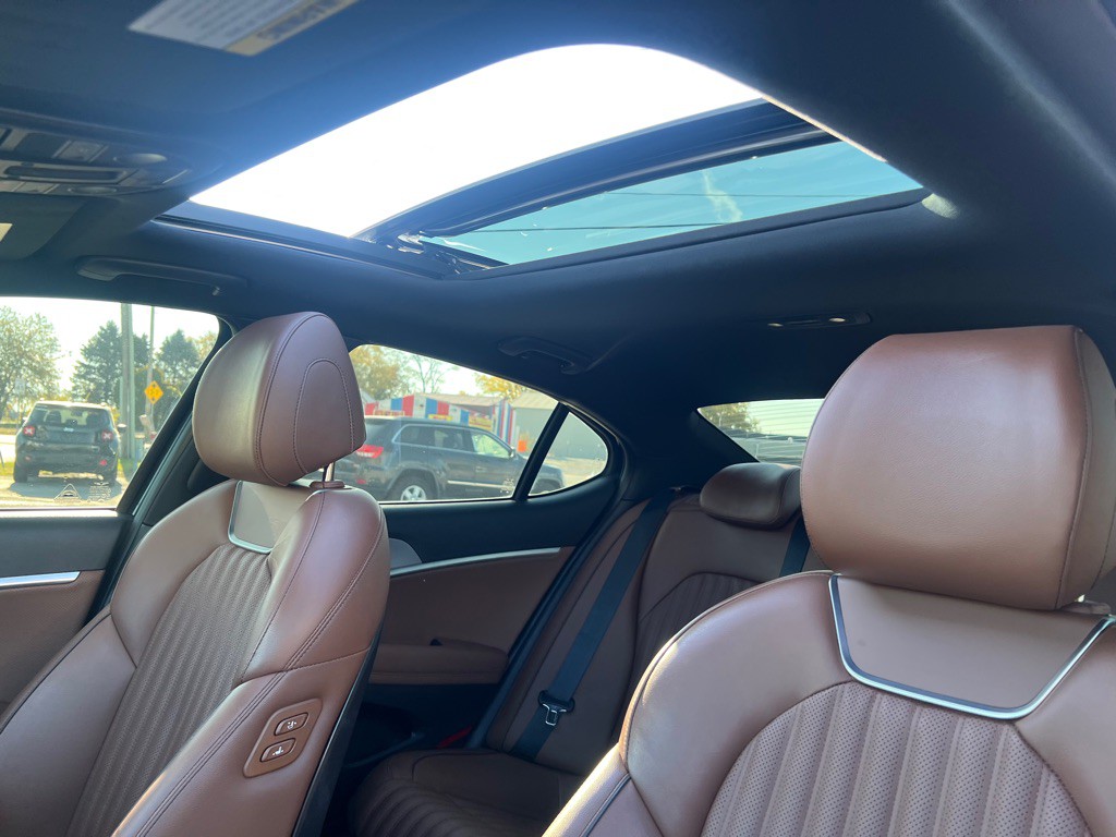 2020 Genesis G70 Image 83
