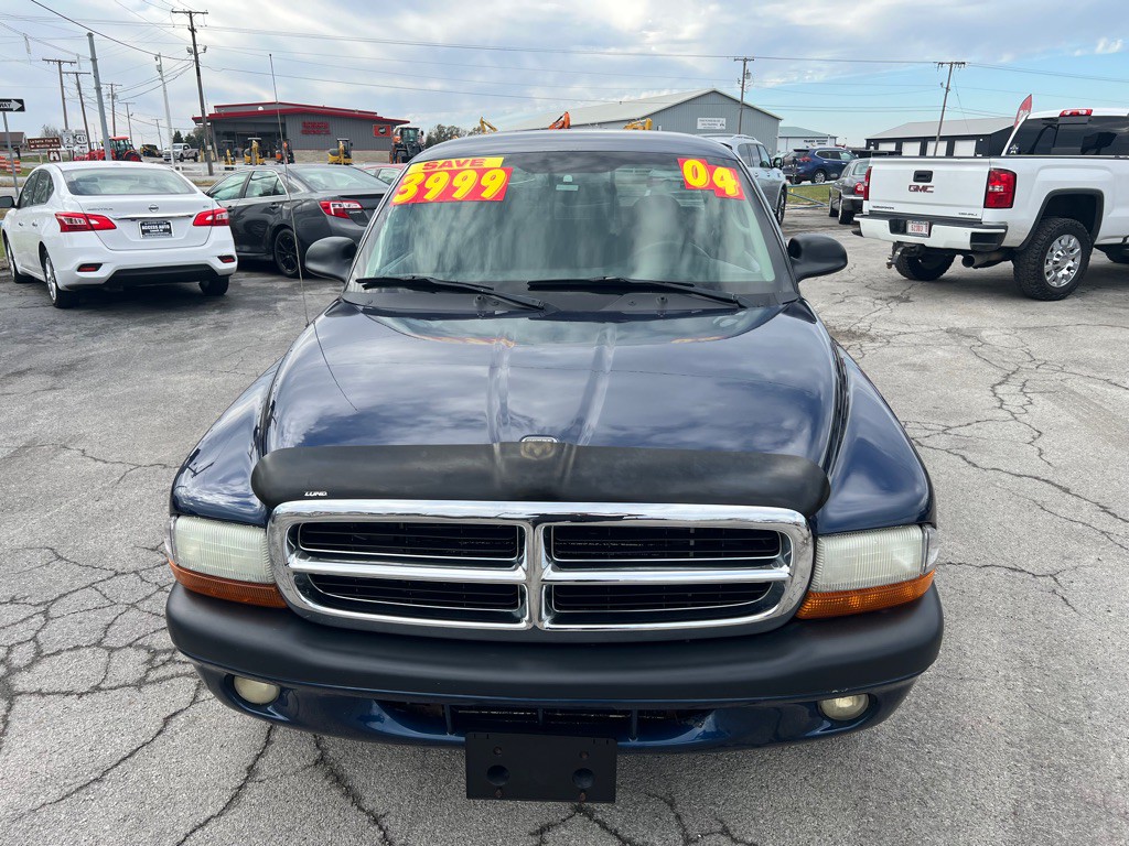 2004 Dodge Dakota Image 8