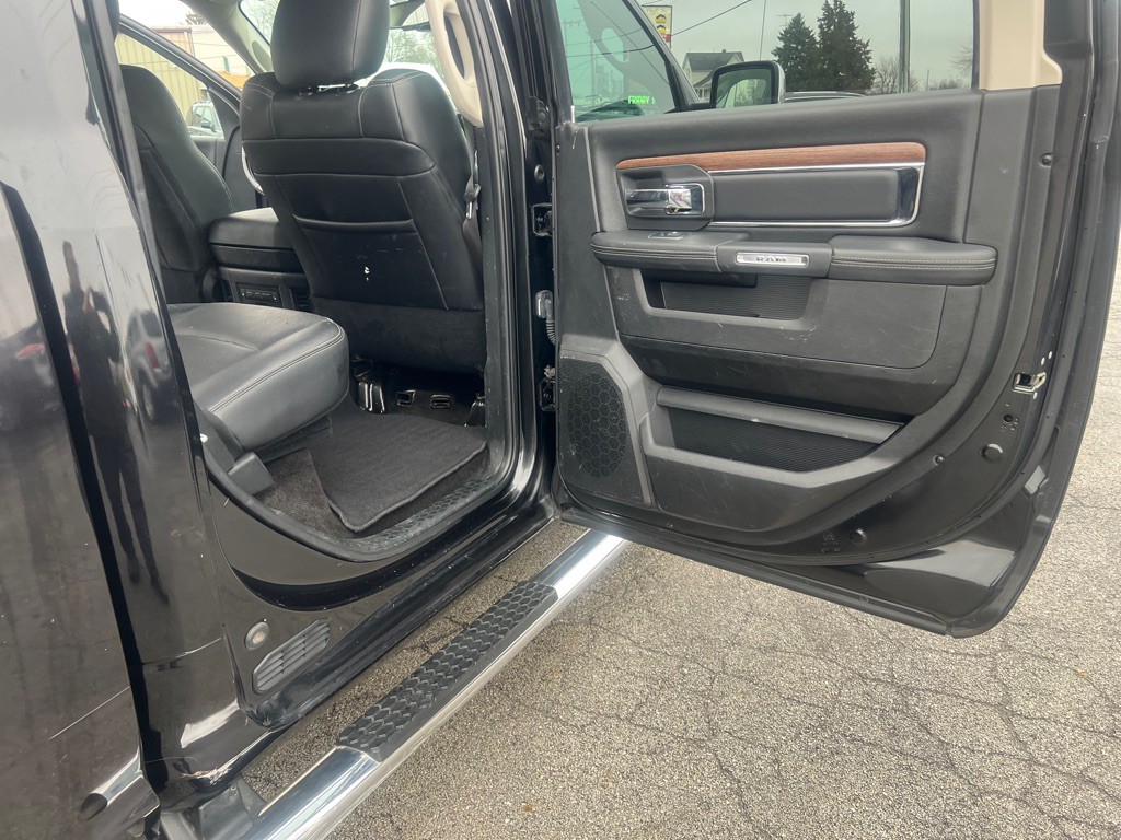 2017 RAM 1500 Image 17