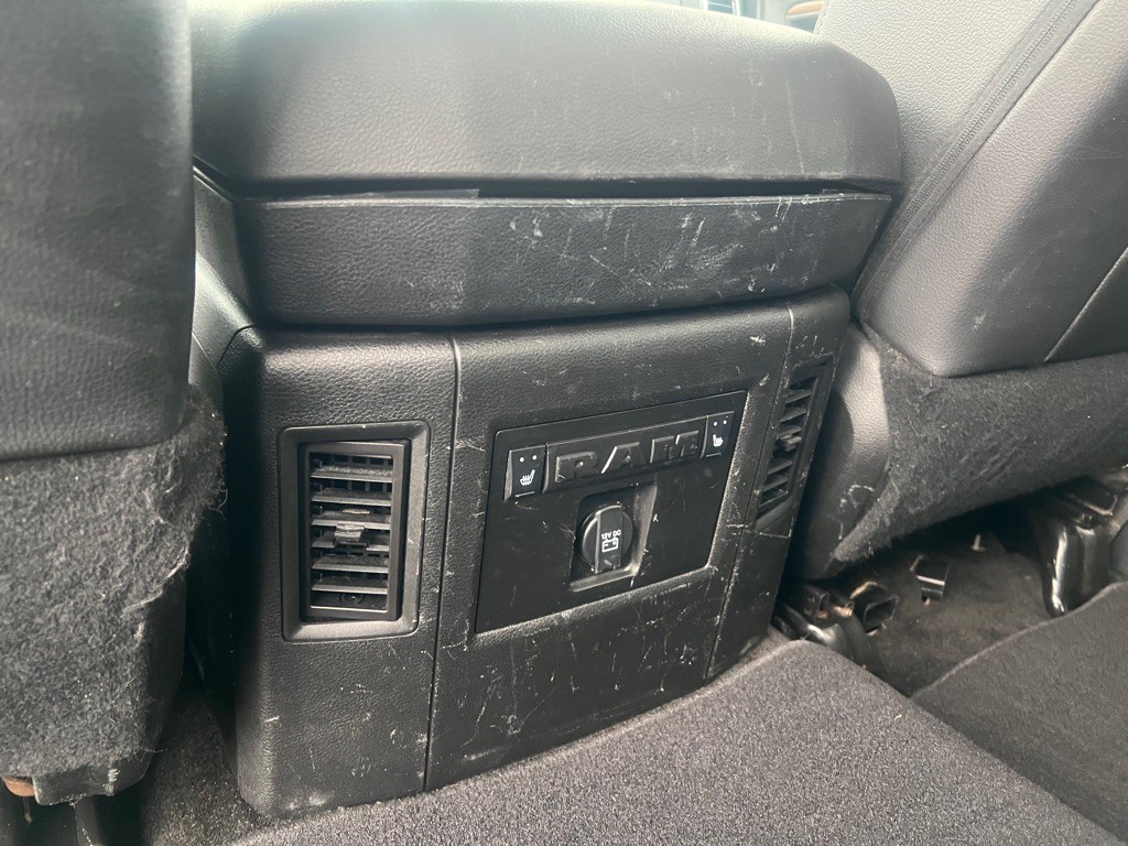 2017 RAM 1500 Image 36