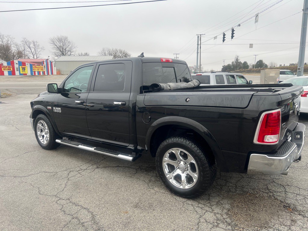 2017 RAM 1500 Image 3