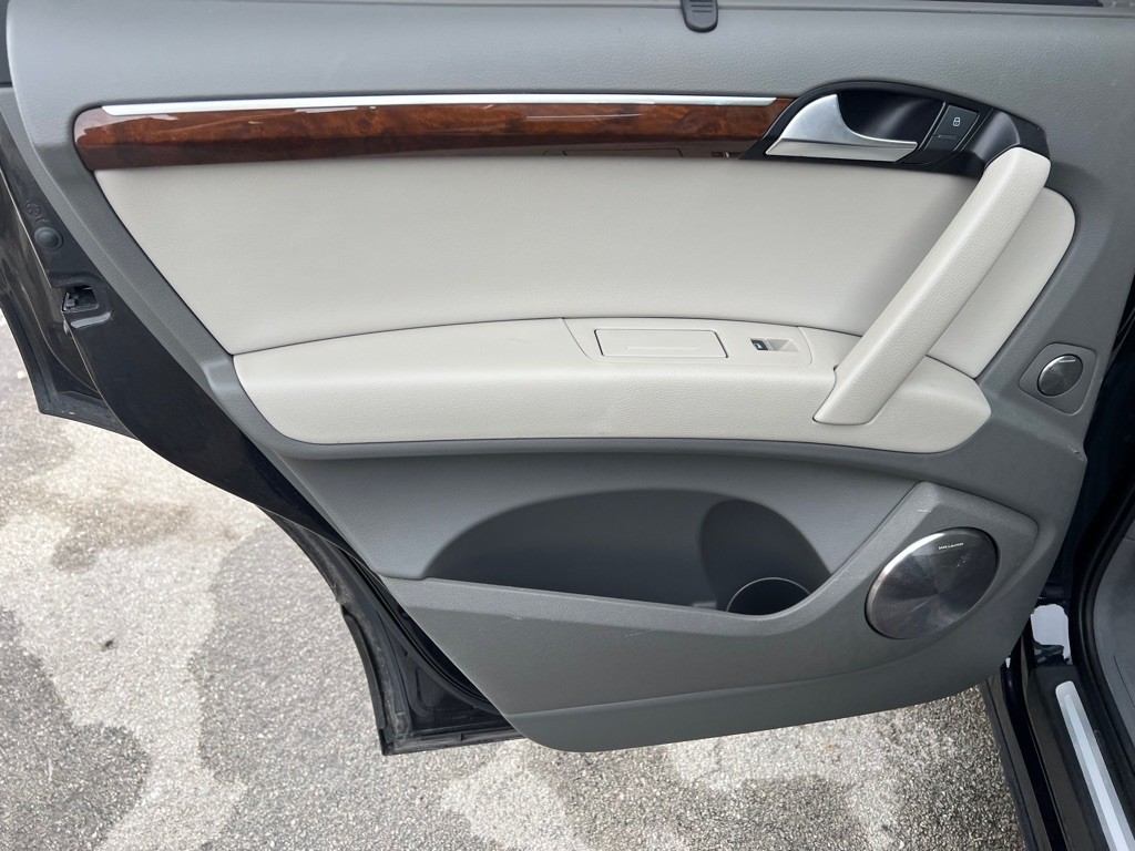 2013 Audi Q7 Image 13