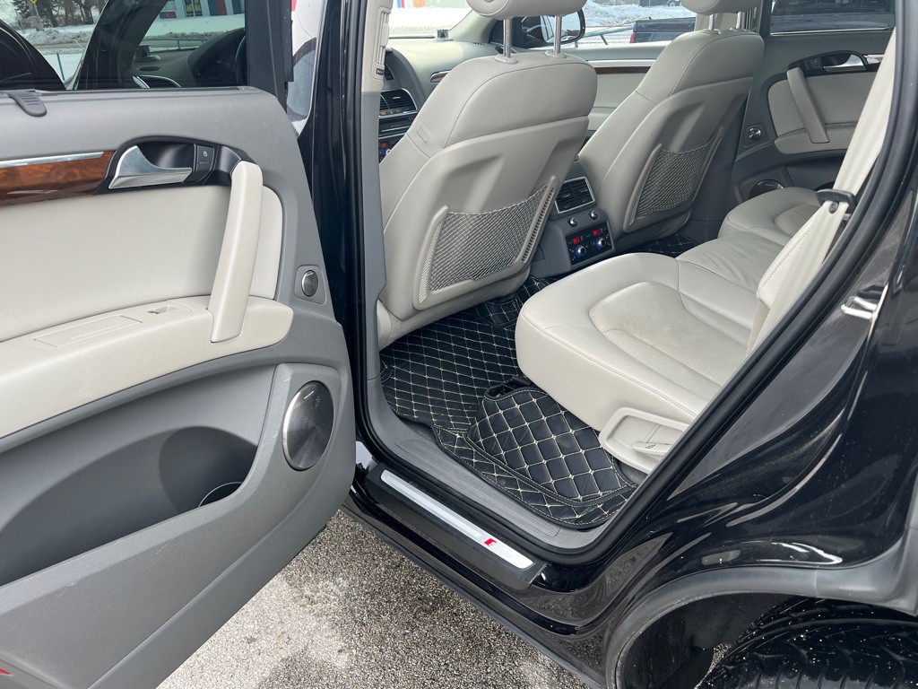 2013 Audi Q7 Image 14