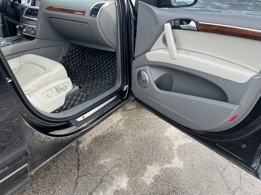 2013 Audi Q7 Image 18