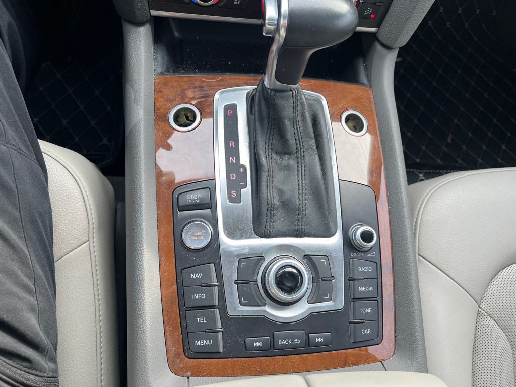 2013 Audi Q7 Image 32