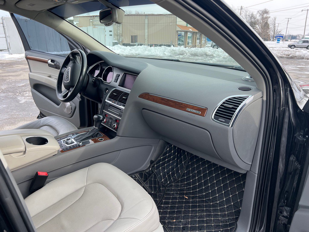 2013 Audi Q7 Image 47