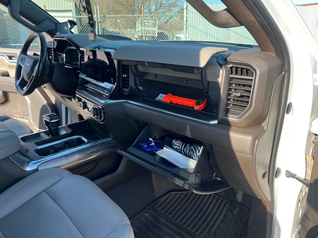 2022 Chevrolet Silverado 1500 Image 50