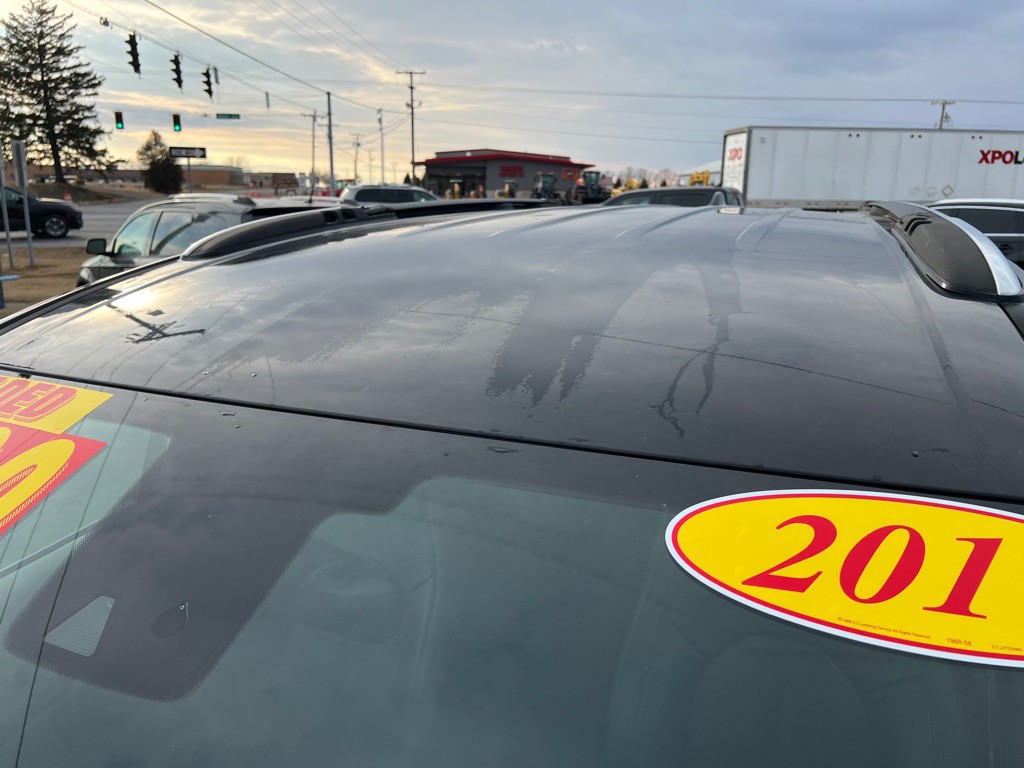 2017 Chrysler Pacifica Image 8