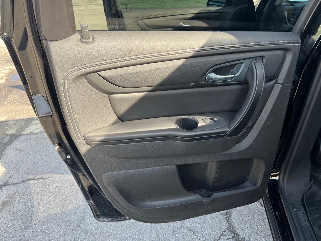 2017 Chevrolet Traverse Image 12