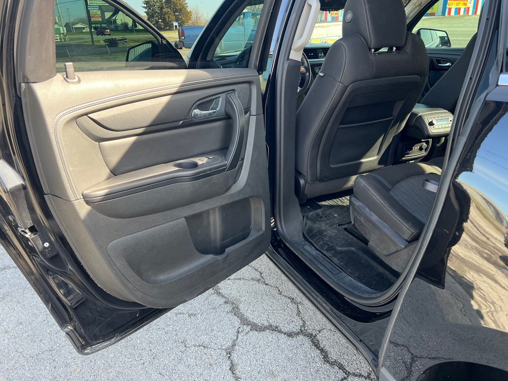 2017 Chevrolet Traverse Image 13