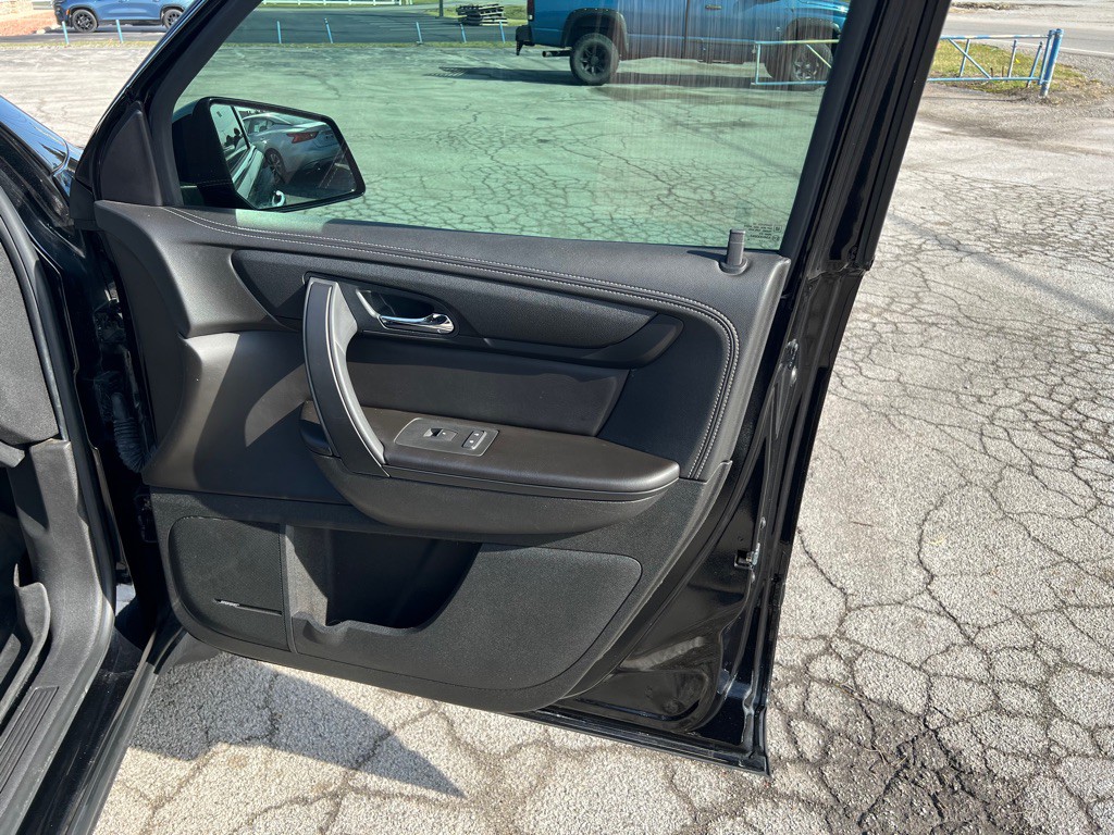2017 Chevrolet Traverse Image 18