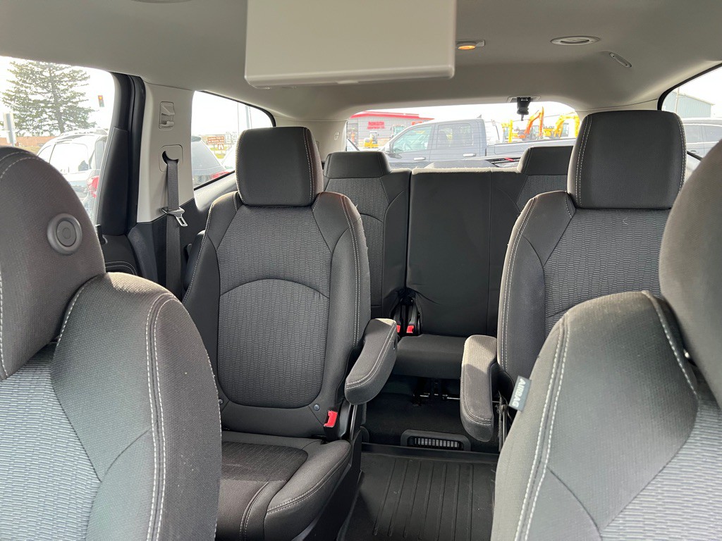 2017 Chevrolet Traverse Image 42