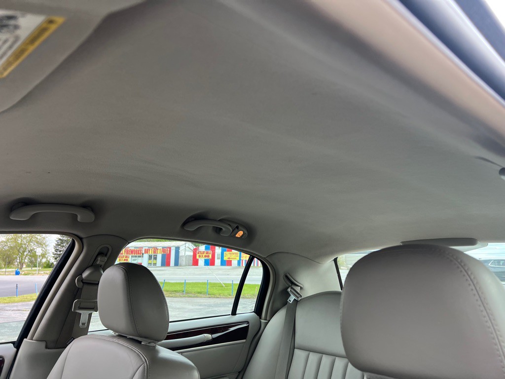 2007 Lincoln Town Car Image 29