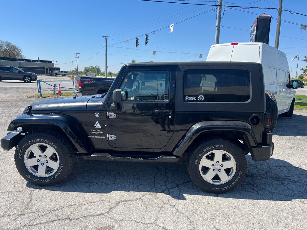 2009 Jeep Wrangler Image 2