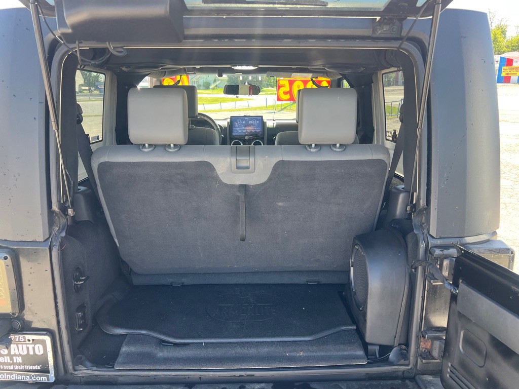 2009 Jeep Wrangler Image 20