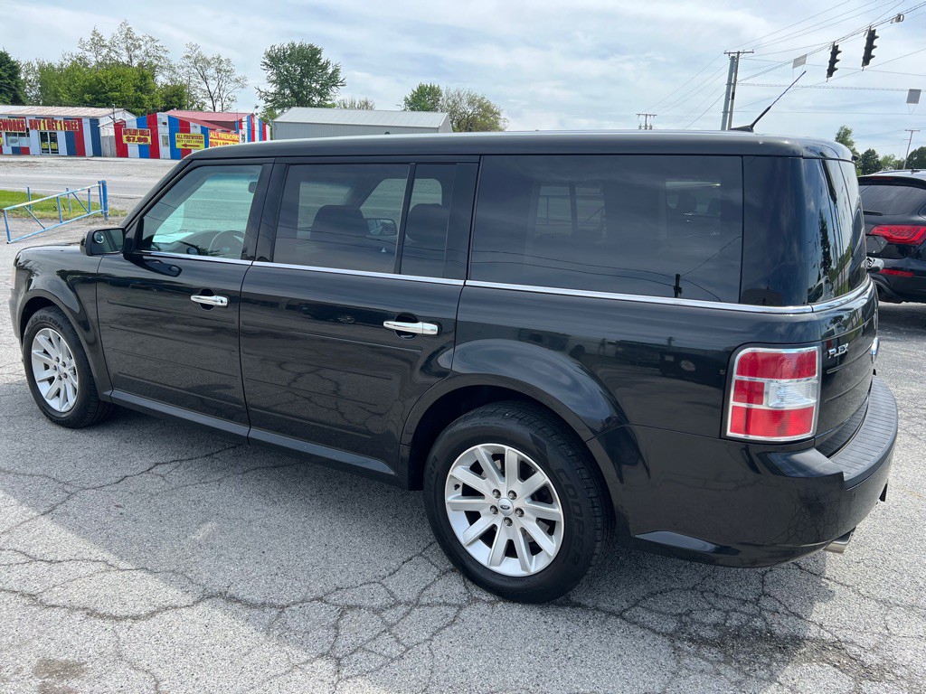 2011 Ford Flex Image 3