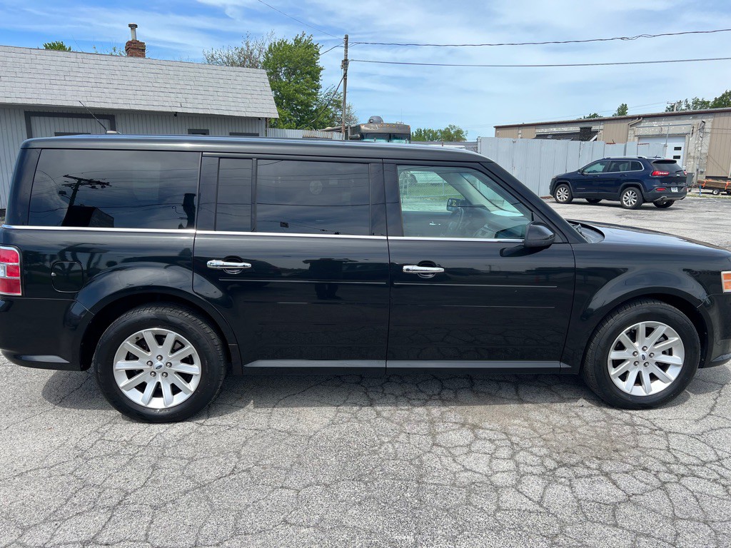 2011 Ford Flex Image 6