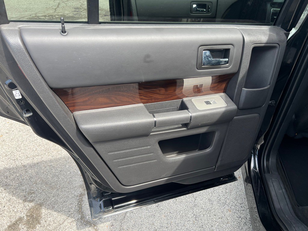 2011 Ford Flex Image 12