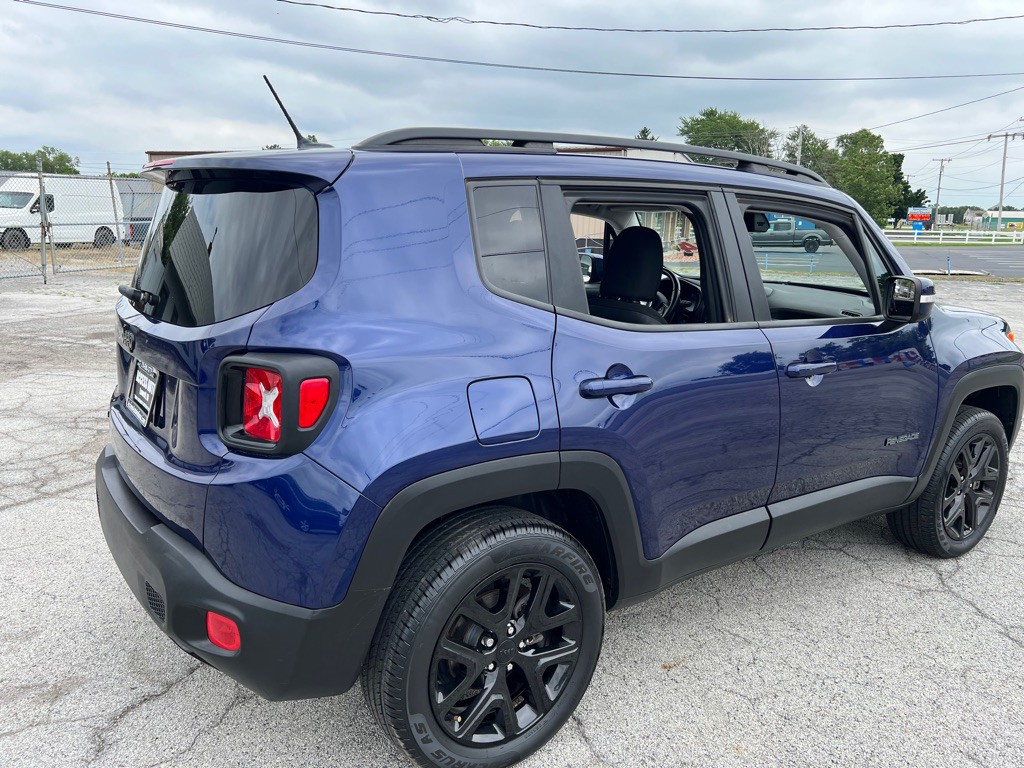 2017 Jeep Renegade Image 5