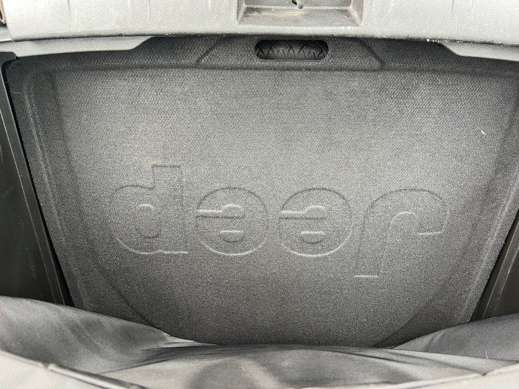 2017 Jeep Renegade Image 17