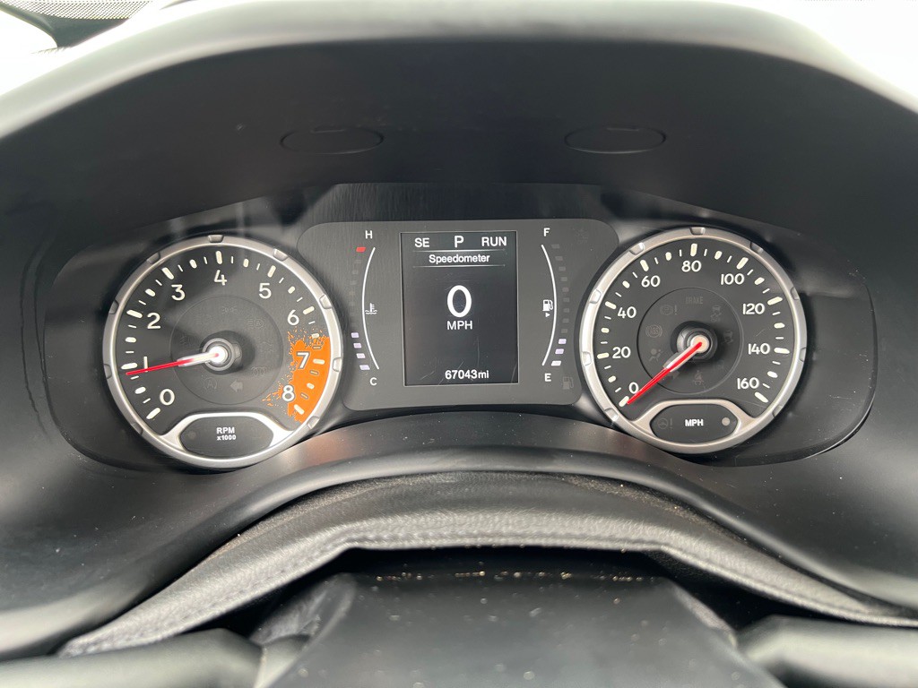 2017 Jeep Renegade Image 25