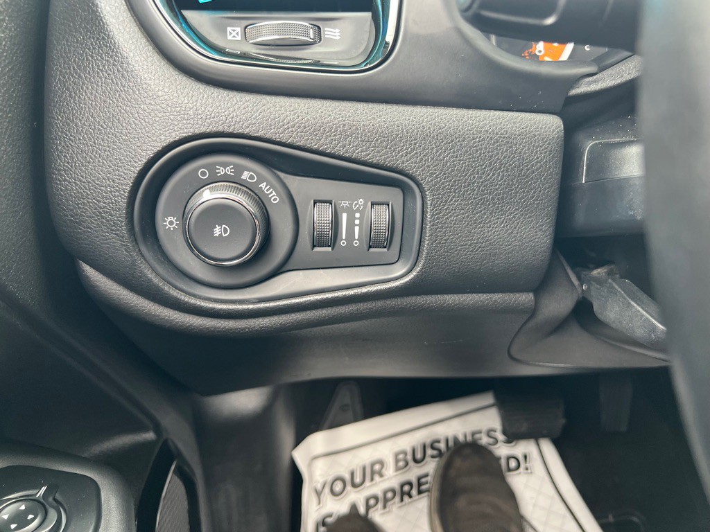 2017 Jeep Renegade Image 26
