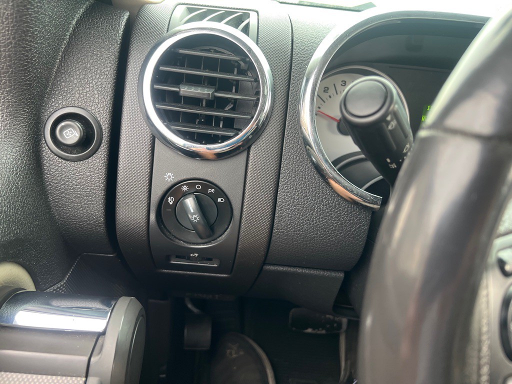 2007 Ford Explorer Image 14