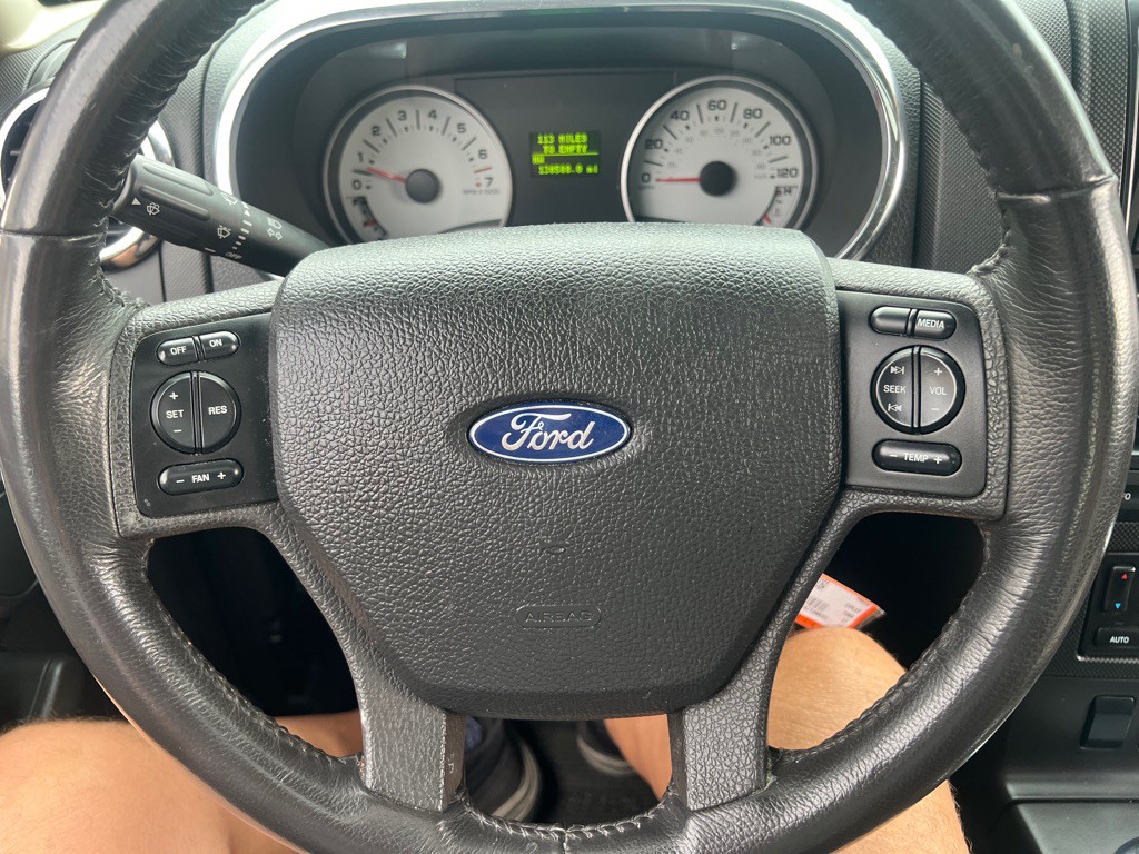 2007 Ford Explorer Image 15
