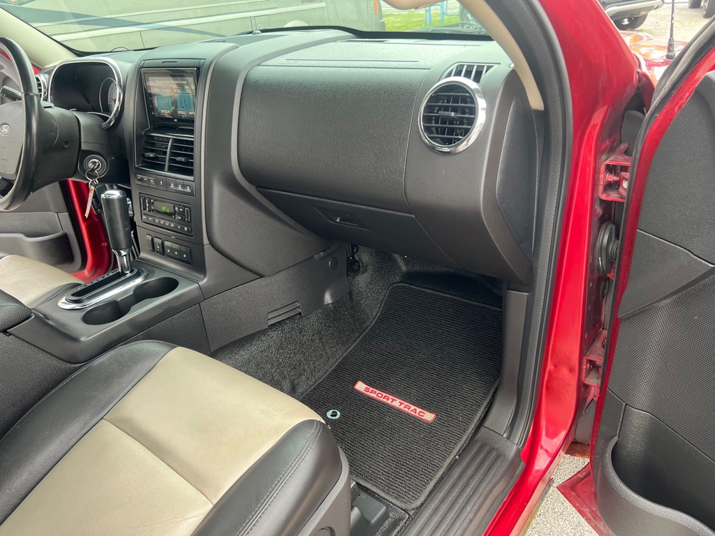 2007 Ford Explorer Image 26
