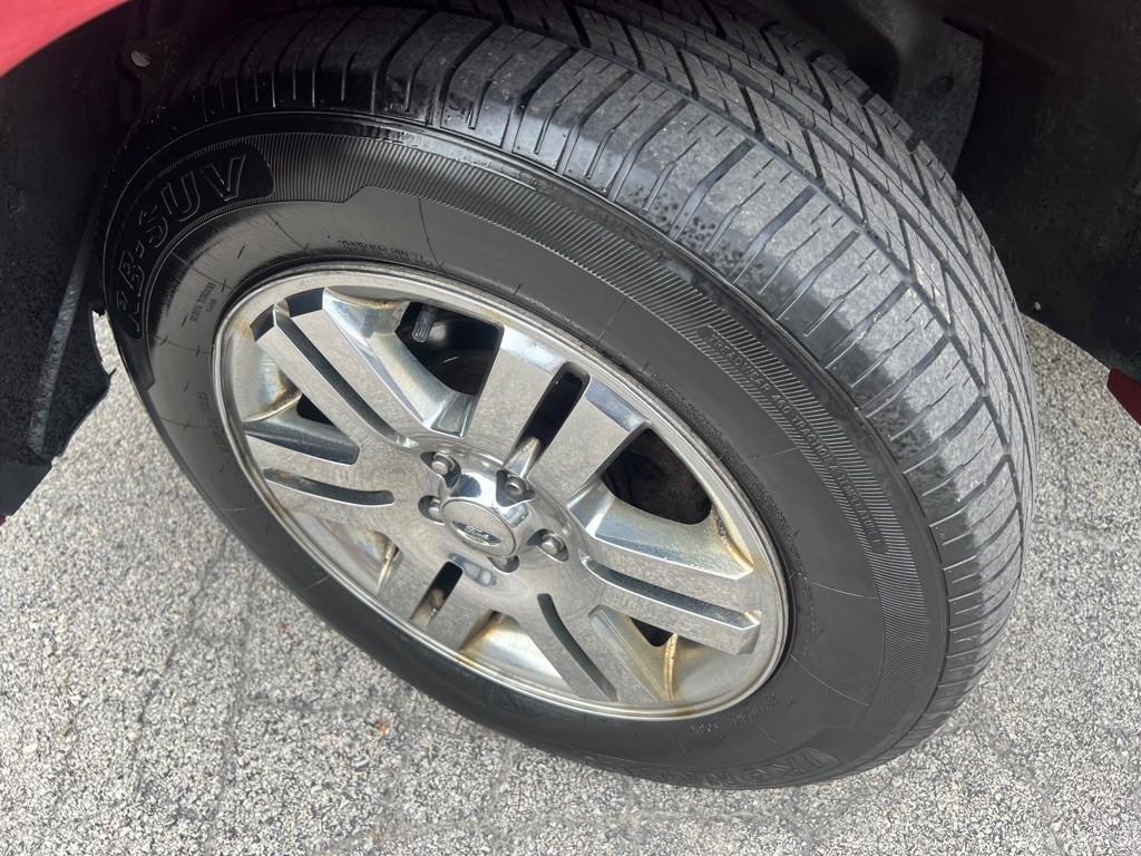 2007 Ford Explorer Image 29