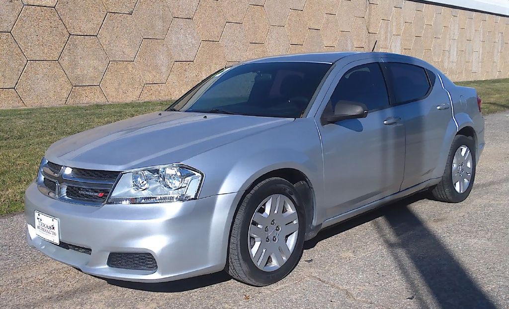 2012 Dodge Avenger Image 3