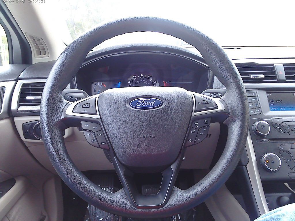 2018 Ford Fusion Image 13