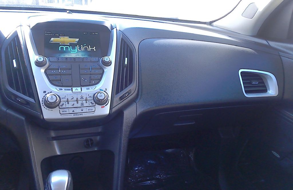 2015 Chevrolet Equinox Image 15