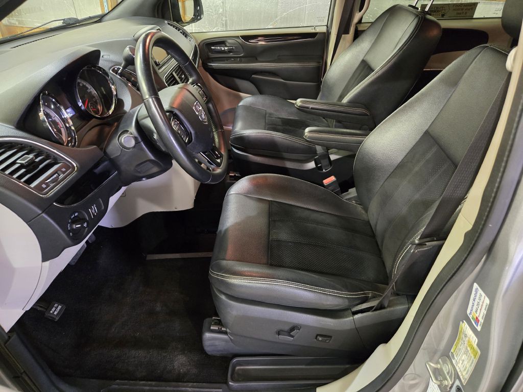 2018 Dodge Grand Caravan Image 12