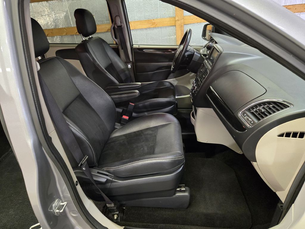2018 Dodge Grand Caravan Image 13