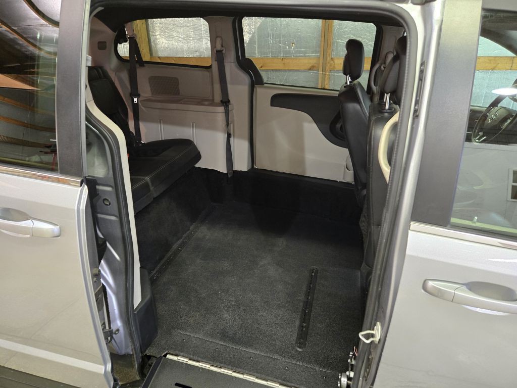 2018 Dodge Grand Caravan Image 15
